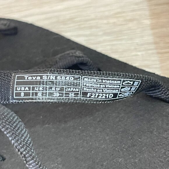 New Teva Sandals 8 Olowahu Strappy Mix B Black on Black NWT - Picture 14 of 16